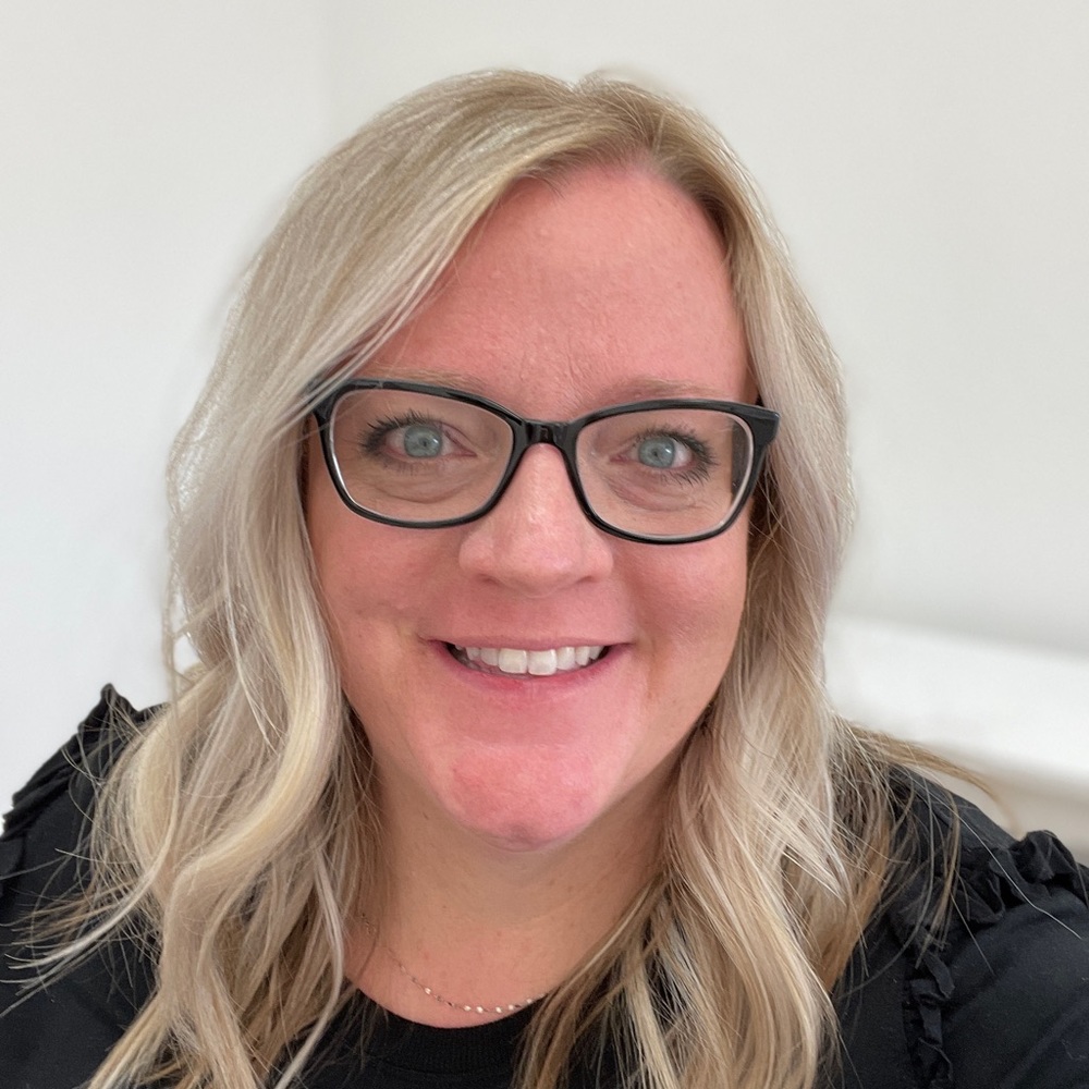 Meet your Posher, Jeana